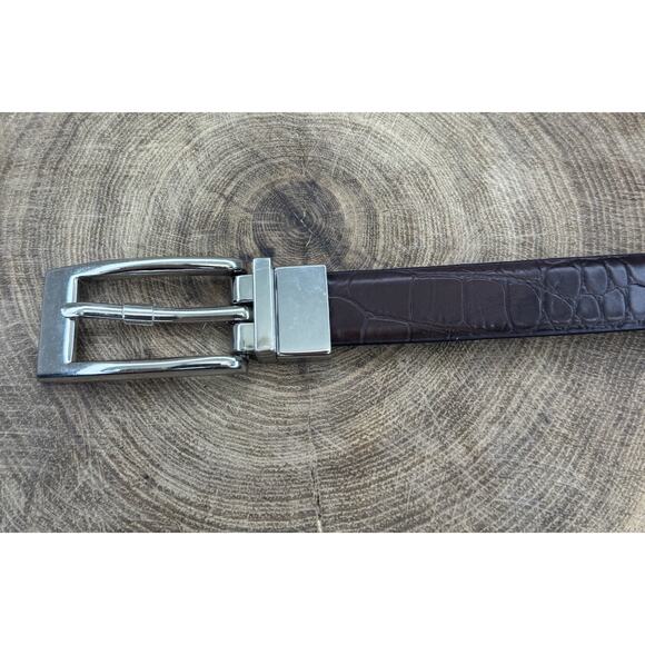 Men’s Reversible Alligator Pattern Dress Belt - (Size Medium) Black & Brown - Picture 3 of 16